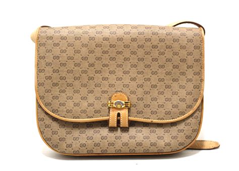 Gucci Messenger Crossbody Guccissima GG 